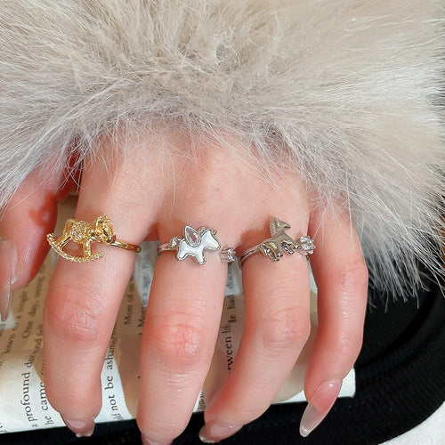 Light Luxury Copper Zircon Star Open Ring With Chinese Zodiac Horse Design