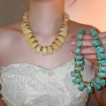 Old Money Style Acrylic Irregular Beaded Geometric Round Collarbone Necklace For Women view 1