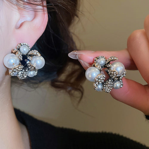 Vintage Floral Faux Pearl Stud Earrings With Rhinestone Accents For Women