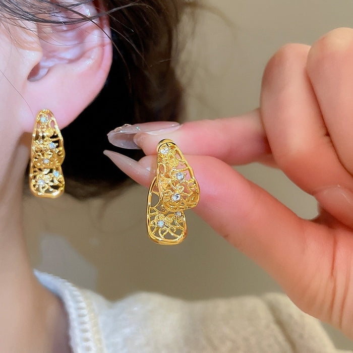Vintage Alloy Rhinestone Teardrop Hollow Tassel Drop Earrings For Women