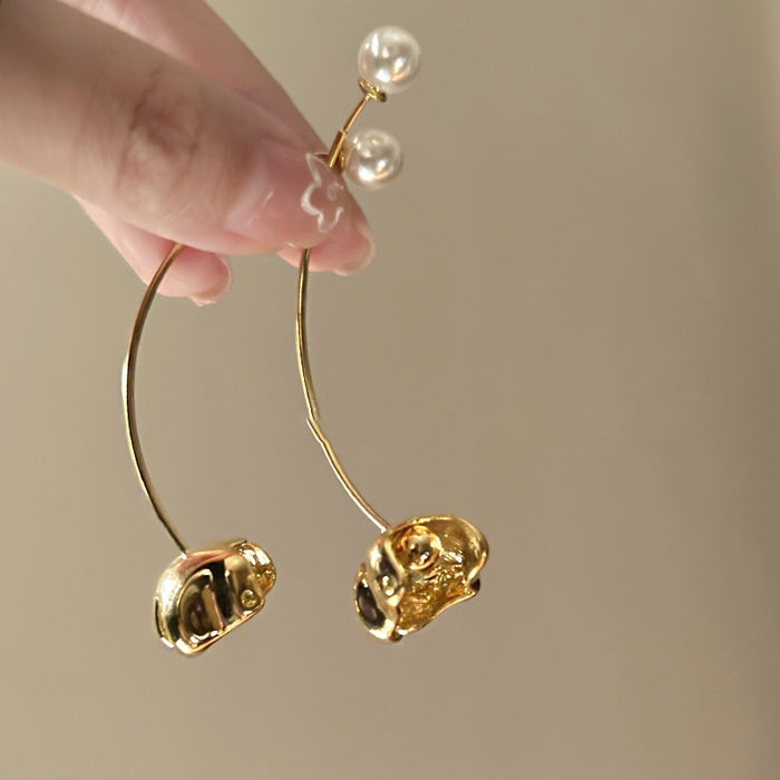 Minimalist Flower Faux Pearl Stud Earrings With Silver Pins, Light Luxury Geometric Round Jewelry