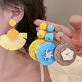 Raffia Flower Round Stud Earrings With Silver Posts, Casual European Style Light Luxury Jewelry view 2