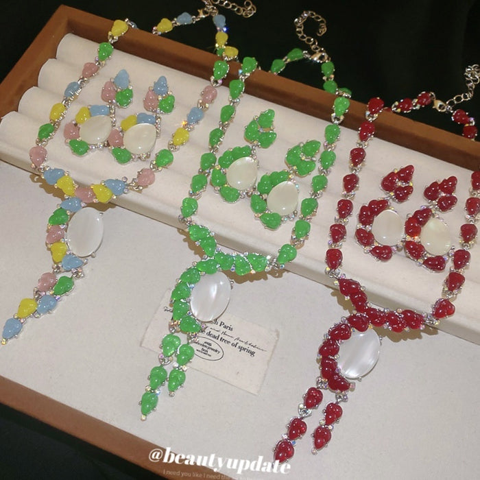 Vintage Resin Oval Flower Bud Necklace Earrings Jewelry Set For Women Light Luxury Design