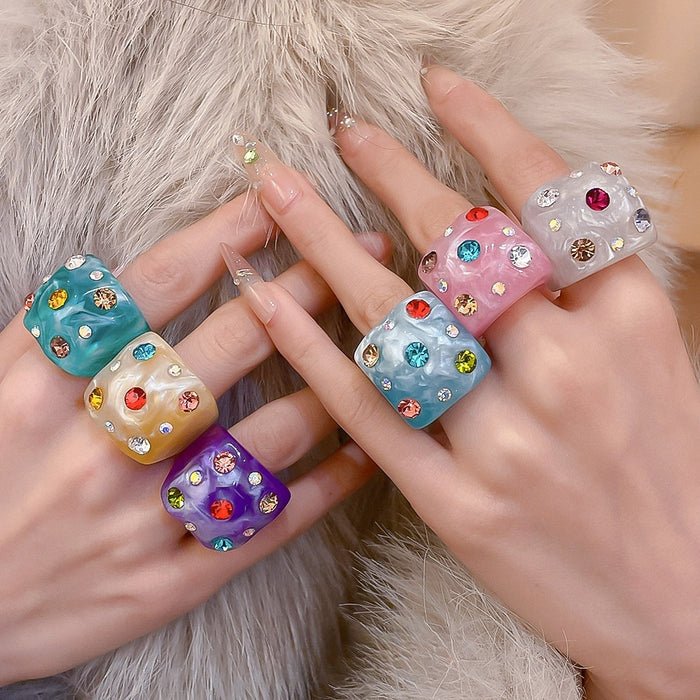 Western Style Resin Rhinestone Round Geometric Statement Ring For Women