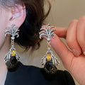 Vintage Alloy Rhinestone Oval Flower Stud Earrings With Silver Pins Geometric Designer Style view 4