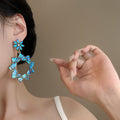 Vintage Alloy Hollow Flower Rhinestone Stud Earrings With Silver Posts For Women view 4