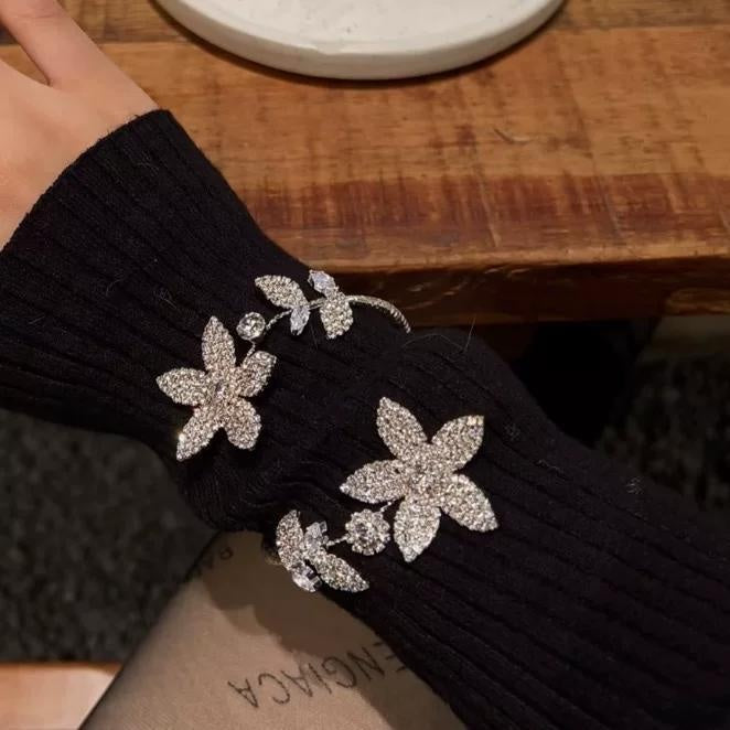 Korean Style Copper Rhinestone Flower Open Bangle Minimalist Elegant Light Luxury Bracelet