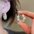 Gold Plated Floral Faux Pearl Earrings French Vintage Elegant Light Luxury Ear Clips view 1