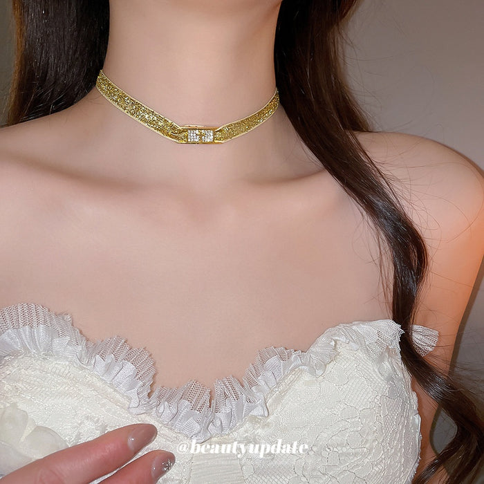 French Vintage Alloy Rhinestone Square Cross Choker Necklace For Women Old Money Geometric Clavicle Jewelry