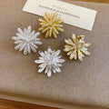 18K Gold Plated Copper 3D Flower Clip-on Earrings Elegant No-Piercing Fashion Jewelry view 4