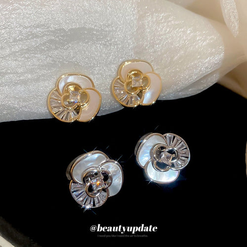 18K Gold Plated Copper Zircon Mother Of Pearl Flower Clip-on Earrings For Women