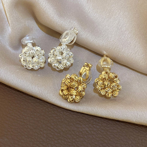 18K Gold Plated Copper Round Floral Cluster Clip-on Earrings Elegant Fashion Design for Women
