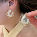 Minimalist Yarn Wrapped C Shape Iron Stud Earrings Geometric Chic Commute Jewelry for Women view 1