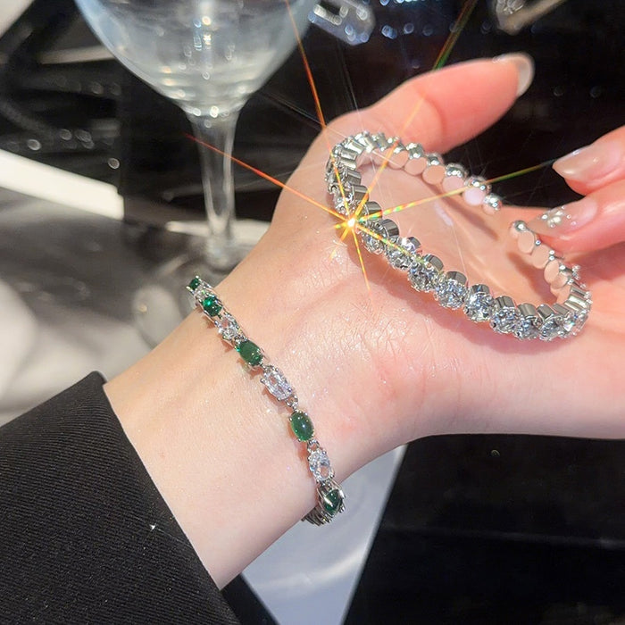 Korean Style Light Luxury Copper Zircon Oval Clasp Bangle Minimalist Geometric Fashion Jewelry