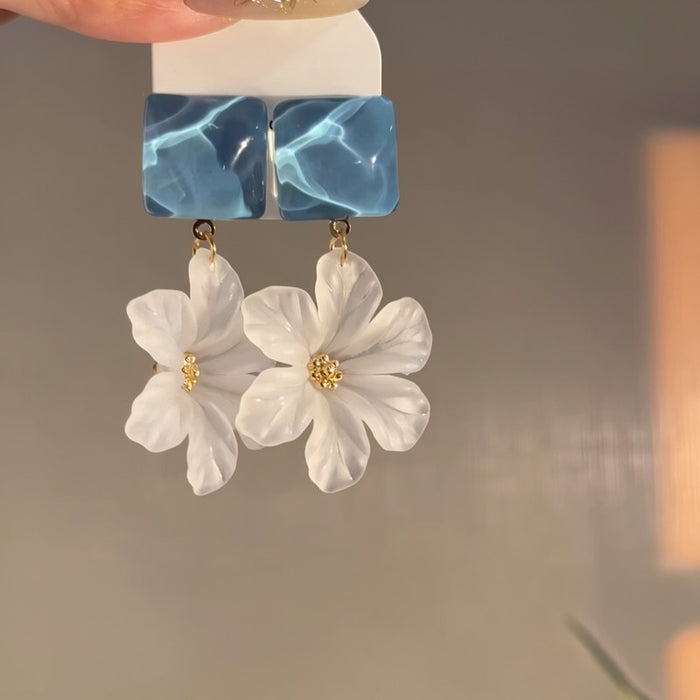 Acrylic Square Flower Stud Earrings With Silver Pins, Elegant Vacation Style Floral Jewelry