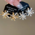 18K Gold Plated Copper Flower Pearl Clip-on Earrings Minimalist Light Luxury Non-Pierced Jewelry view 2