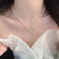 French Vintage Zircon Bow Faux Pearl Necklace Elegant Old Money Style Collarbone Chain view 1