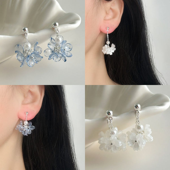 French Vintage Faux Pearl Flower Stud Earrings With Silver Needle Light Luxury Fresh Floral Design
