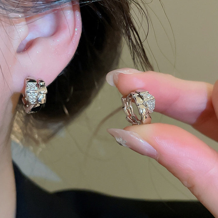 Copper Zircon Snake Round Huggie Earrings For Women, Fashion Light Luxury Animal Design