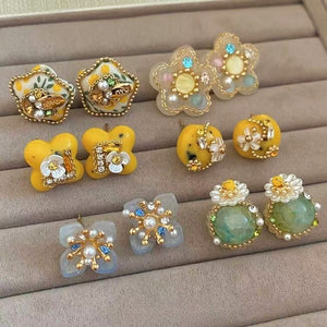Elegant Resin Flower Zircon Stud Earrings With Silver Posts For Fashion Office Style