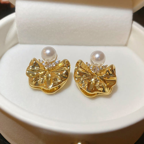 Vintage Style Zircon Pleated Flower Faux Pearl Stud Earrings With Silver Pins