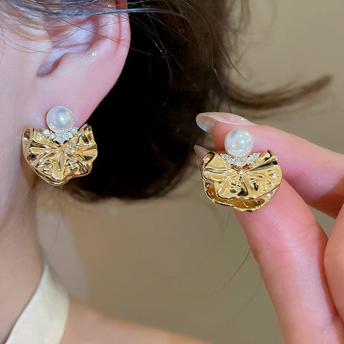 Vintage Style Zircon Pleated Flower Faux Pearl Stud Earrings With Silver Pins