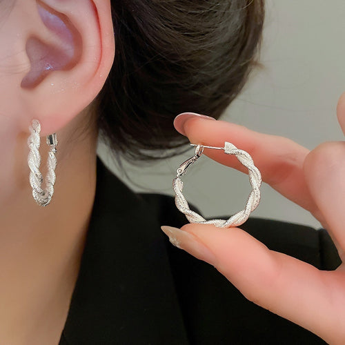Minimalist Copper Twisted Rope Round Hoop Earrings Geometric Light Luxury Fashion Jewelry