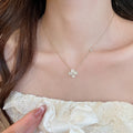 18K Gold Plated Crystal Flower Simulated Pearl Necklace Vintage Old Money Collarbone Jewelry view 3