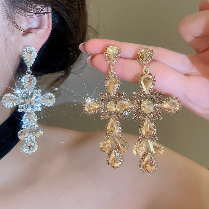 Vintage Court Style Alloy Rhinestone Waterdrop Cross Stud Earrings For Women
