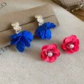 Fashion OL Floral Petal Faux Pearl Zircon Stud Earrings With Silver Needle For Women view 3
