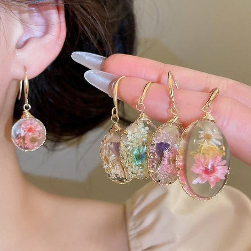 Elegant Resin Preserved Flower Drop Earrings For Women, Pastoral Niche Luxury Ear Hooks