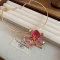 Old Money Style Alloy Enamel Flower Choker Necklace For Women Elegant Light Luxury Collarbone Jewelry view 2