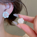 Korean Style Resin Flower Stud Earrings For Women, Elegant Light Luxury Floral Jewelry view 2