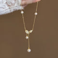18K Real Gold Plated Zircon Leaf Faux Pearl Necklace For Women Elegant Light Luxury Collarbone Chain view 4