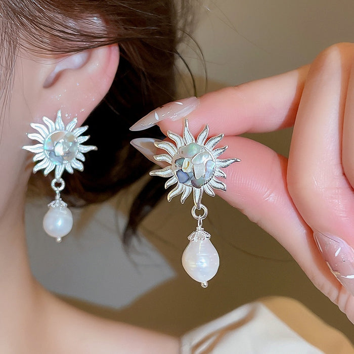 Freshwater Pearl Sun Stud Earrings With Mother Of Pearl Geometric Light Luxury Dress Style
