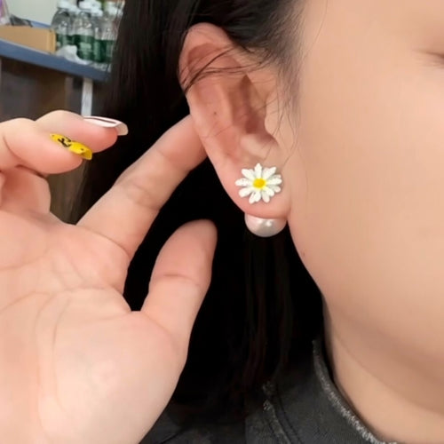 Fresh Sweet Daisy Flower Faux Pearl Silver Needle Stud Earrings, Versatile Chic 2026 Jewelry