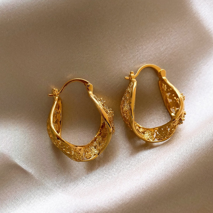 French Minimalist Copper Zircon Hollow Geometric Twist Circle Earrings For Women