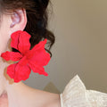 European Style Painted Flower Stud Earrings Iron Statement Floral Light Luxury Fashion Jewelry view 3