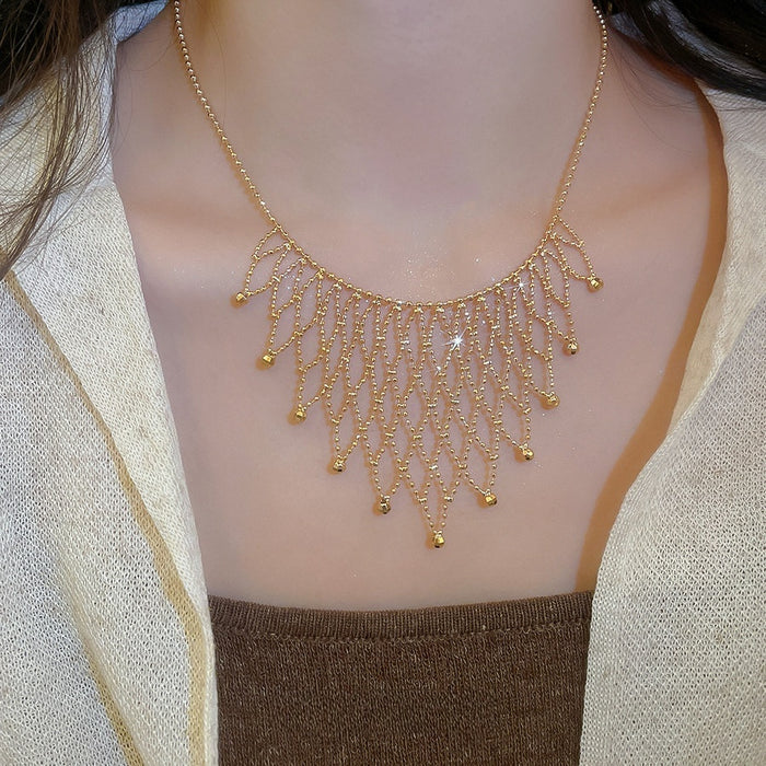 Minimalist Light Luxury Copper Hollow Geometric Tassel Collarbone Necklace