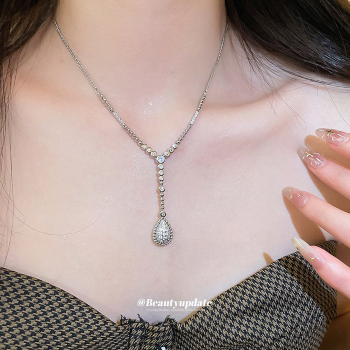 2026 New Copper Teardrop Zircon Necklace For Women Light Luxury Fashion Clavicle Choker