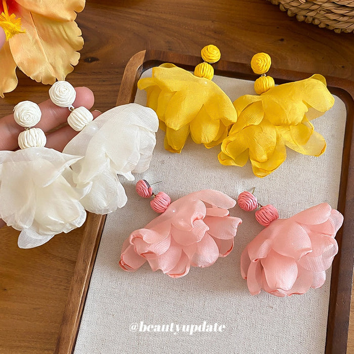 Sweet Chiffon Flower Stud Earrings With Silver Pins Elegant Beach Style Floral Ear Jewelry