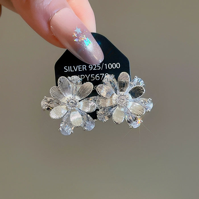 Light Luxury Copper Floral Stud Earrings With Glazed Flower And Sparkling Rhinestone Design