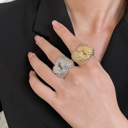 Metal Hollow Flower Open Ring With Bold Round Design For Women