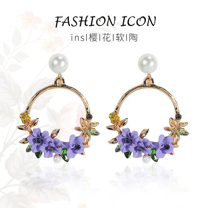 Pearl Look Floral Hoop Statement Stud Earrings in Two Colors