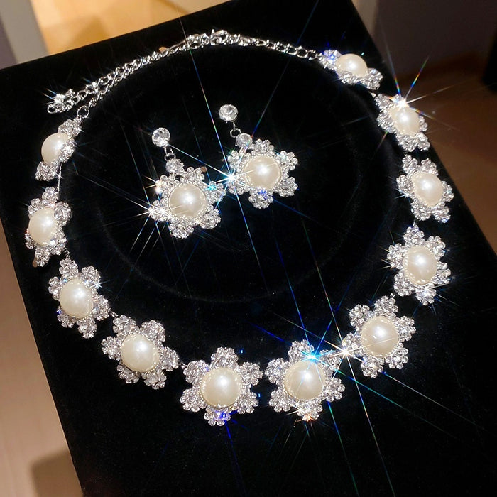 Court Style Old Money Copper Rhinestone Flower Pearl Stud Earrings Necklace Jewelry Set