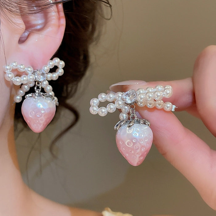Sweet Strawberry Stud Earrings With Faux Pearl Zircon Gradient Design And Silver Posts
