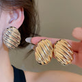 European Style Oval C Shape Iron Stud Earrings For Women Vintage Geometric Fashion Ear Jewelry view 1