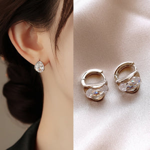 18K Gold Plated Copper Oval Zircon Ear Cuff Earrings Minimalist Elegant Light Luxury Jewelry