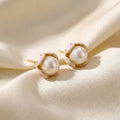 Vintage French Pearl Flower Stud Elegant Alloy Silver Needle Commuter Versatile Gentle Atmosphere Earrings view 2