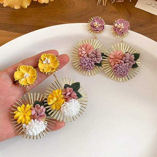 Iron Flower Drop Earrings For Women Vacation Style Bold Dopamine Floral Statement Jewelry